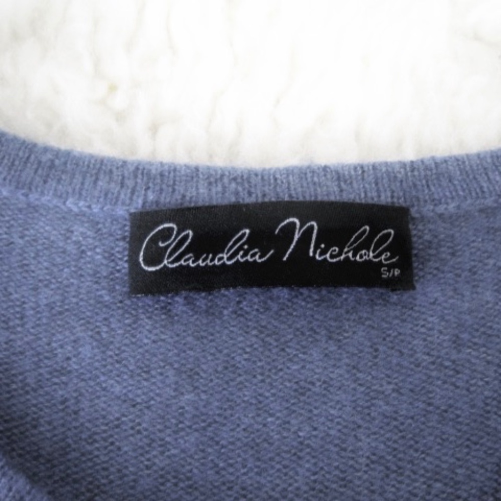 Claudia Nichole Petite Bell-Sleeve Peplum Sweater - Picture 6 of 8